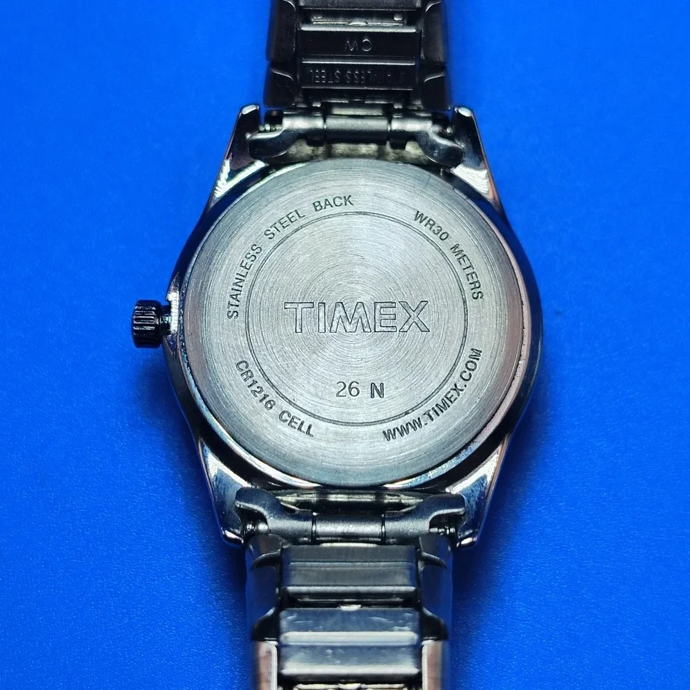 Vintage 2005 Timex Indiglo 27mm Women's Quartz Watch Stretch Bracelet‎ Size 5-9